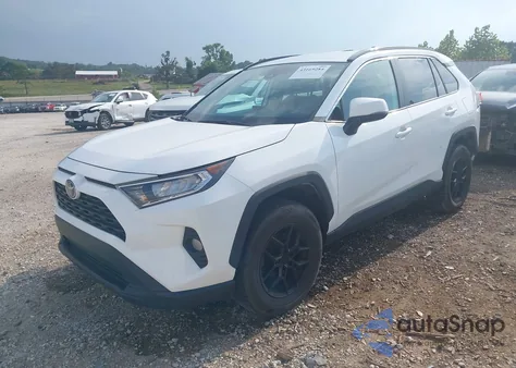 2021 Toyota Rav4 Xle из США, поврежденный, VIN 2T3W1RFV1MW108966